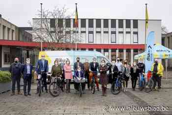 Veertien gemeenten starten met fietsleasing voor hun personeel