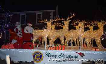 IN PHOTOS: Holiday spirit comes alive for Carleton Place Santa Claus Parade - Ottawa Valley News