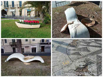 Diano Marina, incuria sulla passeggiata. La denuncia di Gramondo: “Comune inerme, opera d’arte usata come fioriera” - ImperiaNews.it