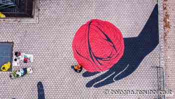 Lotta alla violenza, un’opera di street art per la Casa delle donne - La Repubblica