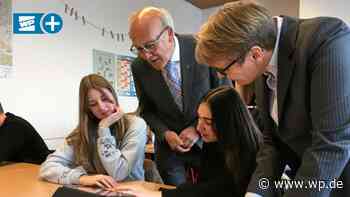 Gesamtschule Finnentrop: Ein iPad für jeden zweiten Schüler - Westfalenpost