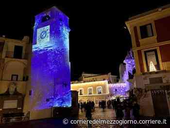 Natale, Capri veste d’azzurro il Campanile con Bastiani - Corriere del Mezzogiorno