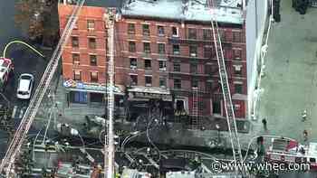 4 NYC firefighters hurt in ceiling collapse