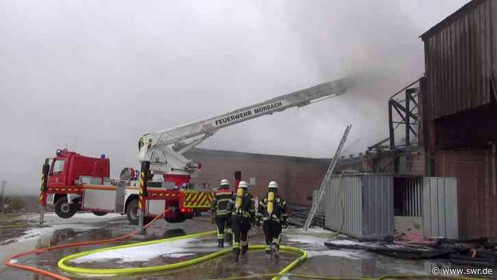 Brand in Morbach-Gutenthal sorgt für Behinderungen - SWR
