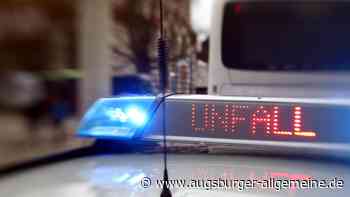 Lkw-Fahrer rammt Ampel und flieht - 5000 Euro Schaden