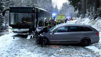 Schneeglätte sorgt für Chaos auf Straßen im Erzgebirge - Radio Chemnitz