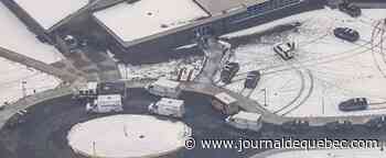 Un élève de 15 ans ouvre le feu dans une école secondaire du Michigan : au moins trois morts et six blessés