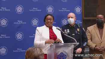 Rochester Mayor Lovely Warren prepares for last day in office