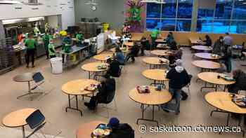 Saskatoon's Friendship Inn begins Fill the Plate campaign on Giving Tuesday - CTV News Saskatoon