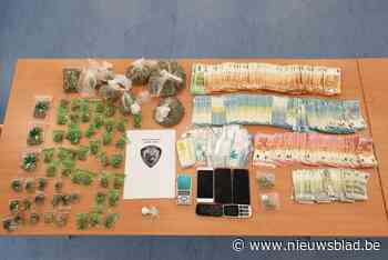 Brusselse politie neemt 330 gram marihuana en 22.000 euro in beslag bij huiszoeking - Het Nieuwsblad