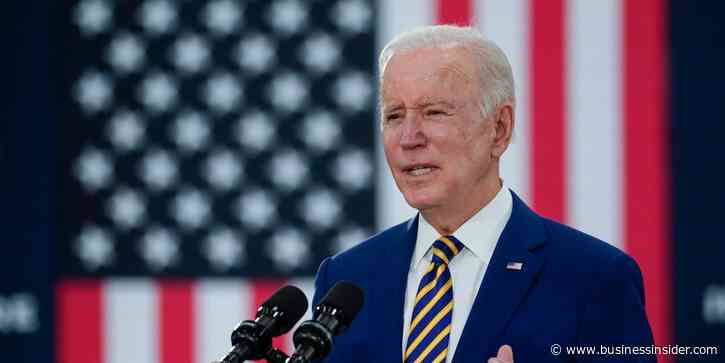 Judge blocks Biden's COVID-19 vaccination mandate for federal contractors in Kentucky, Ohio, and Tennessee