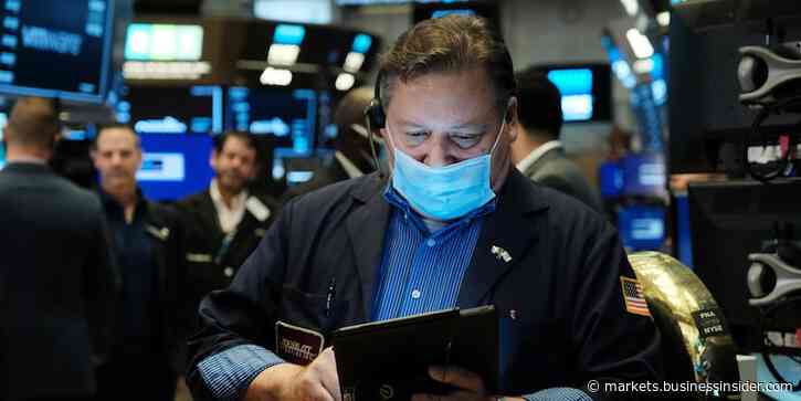 Dow falls 652 points on Fed chief Powell's tapering comments and Omicron variant concerns