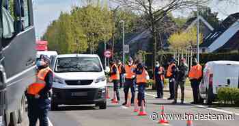 Belgische douane voert actie aan de grens in Wuustwezel, verkeer vanuit Nederland in de file - BN DeStem