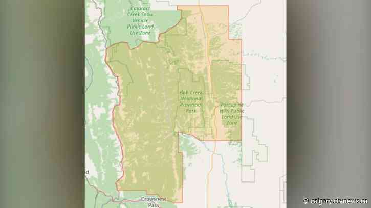 Area along Hwy 22 on evacuation notice as wildfire burns in southwest Alberta