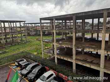 Addio ai "Palazzoni": presto la demolizione delle opere incompiute - latinaoggi.eu