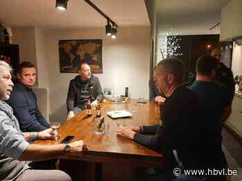 Mannen van Landelijke Gilde leren alles over barbecue - Het Belang van Limburg