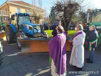 Monchiero: grande festa per la Giornata del Ringraziamento e la benedizione dei trattori (FOTO) - IdeaWebTv