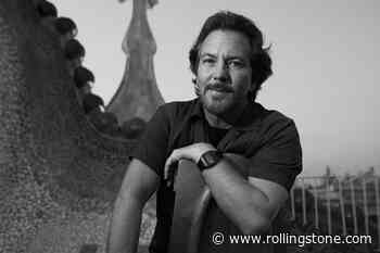 Eddie Vedder Announces 2022 U.S. Tour With New Band the Earthlings