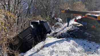 Matelica: recuperata l'auto finita nella scarpata (foto e video) - Vivere Camerino