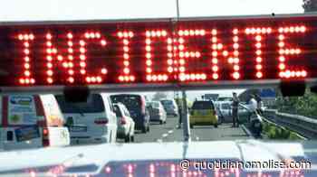 Camion si ribalta e perde carico sull'A14 tra Termoli e Vasto: chiuso tratto di autostrada - Il Quotidiano del Molse