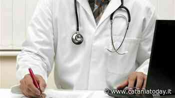 Sospeso un medico dell'Asp di Catania: molestava una donna telefonicamente e sui social - CataniaToday