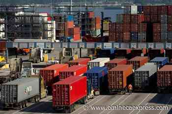 Two trucking companies serving Vancouver port threaten to strike Friday - Vanderhoof Omineca Express