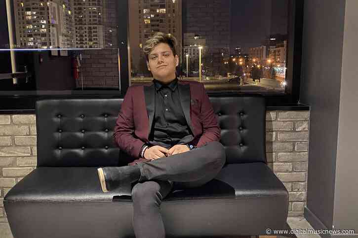 The Incredible Story of Musician Alex Arteaga’s Journey from the Streets to the Stage