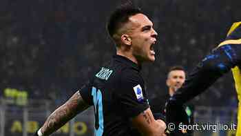 Lautaro Martinez attacca il prato di San Siro - Virgilio Sport