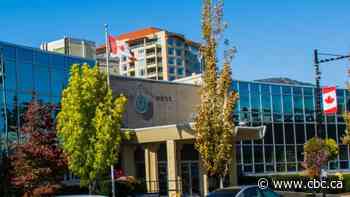 Daily heat records smashed throughout B.C.'s Okanagan as subtropical winds whip through region