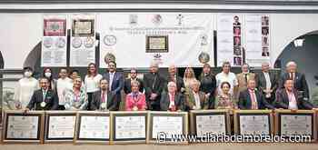 Distinguen a buenos ciudadanos con la Venera Cuernavaca - Diario de Morelos