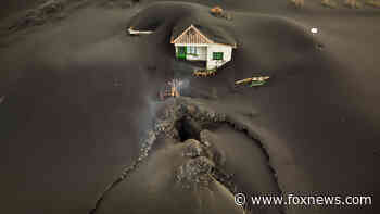 Lava from volcanic eruption threatens more homes on La Palma