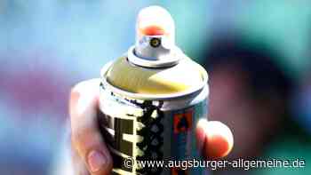 Sachbeschädigung in Senden: Unbekannter besprüht Auto mit rotem Lack - Augsburger Allgemeine