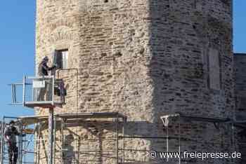 Arbeiten beendet: Roter Turm erstmals wieder ohne Gerüst - Freie Presse