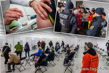 Chemnitz: Termin-Frust! Polizei sichert Eingang zum Impfzentrum ab - TAG24