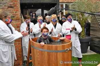 Zeven burgemeesters duiken in ijston voor Think Pink: “Help ons om mee te strijden tegen borstkanker”