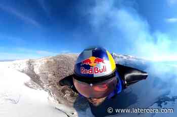 Un vuelo de infarto por sobre el cráter del Volcán Villarrica - La Tercera