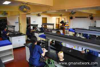 Physical therapy students in PLM start limited face-to-face classes - GMA News Online