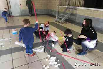 Riemstse kleuters tonen creatieve kant met Poebel de vuilbak - Het Belang van Limburg