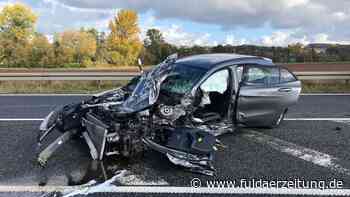 Fulda: Frontalcrash bei Großenlüder - Golf-Fahrer weiter gesucht - Fuldaer Zeitung
