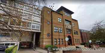 Borehamwood man avoids jail after being found with indecent images of children
