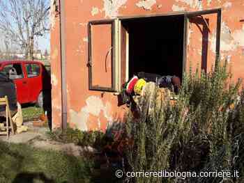 Modena, anziana muore fra le fiamme: la casa era piena di oggetti. I vicini: «Era un’accumulatrice seriale» - Corriere della Sera