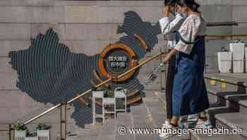 Evergrande: Chinas Immobilienriese warnt erneut vor Zahlungsausfall, Regierung bestellt Gründer Xu Jianyin ein