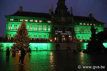 Antwerps stadhuis kleurt groen tegen de doodstraf (Antwerpen) - Gazet van Antwerpen
