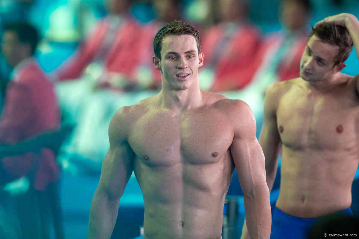 Спортсмены в бассейне. Ben s swim. Плавание swimming. Ben s swim. Ben s swim.