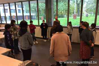 Ketjes leren op een leuke manier Nederlands in jeugdcentra - Het Nieuwsblad