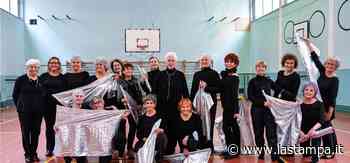 Il Gruppo Ritmica delle ginnaste Golden Age ha fatto tappa a Cuneo - La Stampa