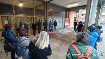 Cuneo, il quartiere San Paolo e le sue panchine: inaugurata quella Rossa e presentata quella delle Parole - TargatoCn.it