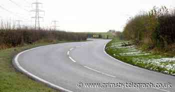Parents rescue children after school bus gets stuck in icy conditions - Grimsby Live