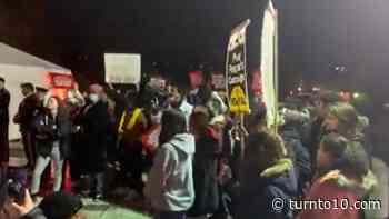 Tree lighting celebration at Rhode Island State House disrupted by protesters - WJAR