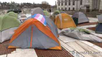 Encampment by homeless advocates grows outside Rhode Island State House - WJAR